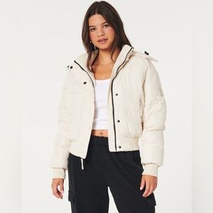 Hollister Ultimate Puffer Bomber Jacket